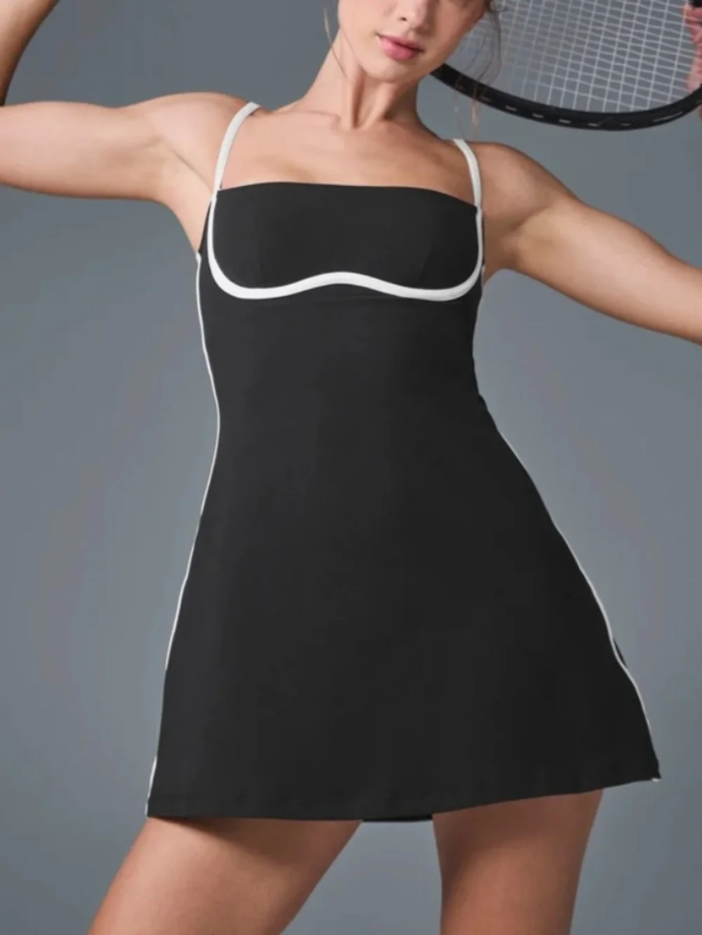 NWT ALO Yoga Airbrush Streamlined Contrast Trim Mini Skort Dress In Black - M